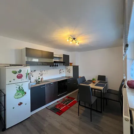 Roos - Monteurzimmer Pensjonat